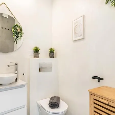 Sunlit & Fresh - Center By Rems Appartement